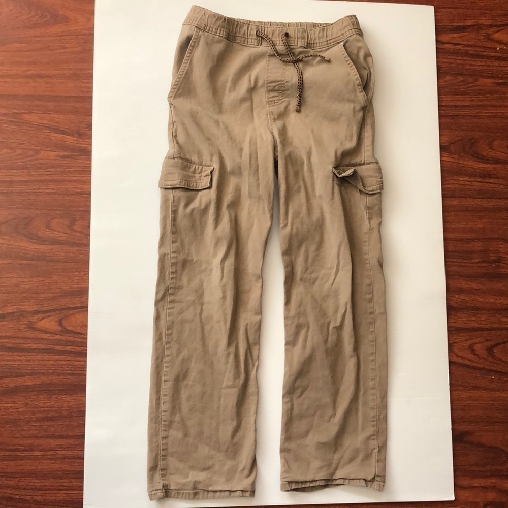 Wrangler Boys chino pants size 10/12 Beige